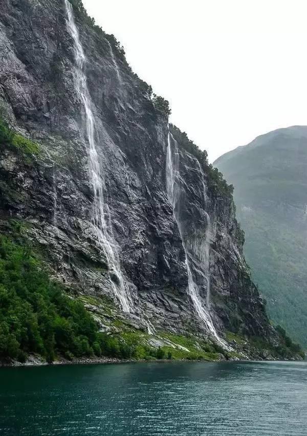 “心连心走基层、面对面解难题”活动一批先进单位和个人获表扬
